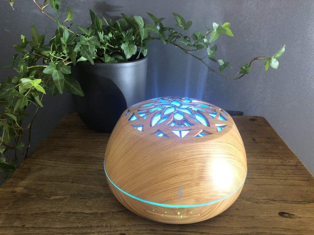 Les meilleures huiles essentielles bio à diffuser à la maison